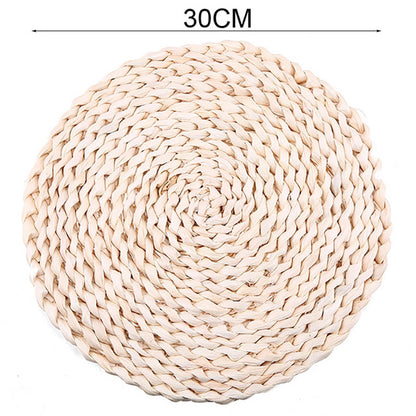Handwoven Natural Fiber Table Mat – Rustic Dining Decor